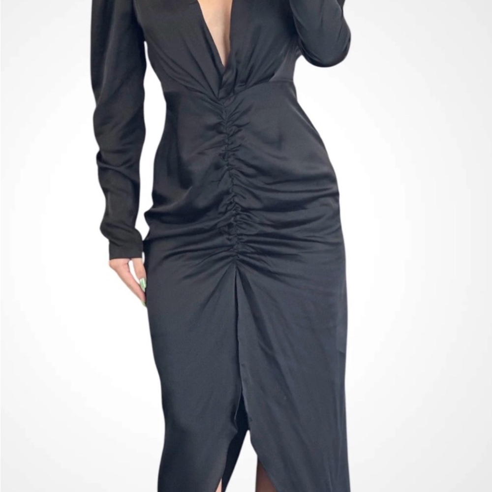 Chic Plunging Black Long Sleeve Open Back Dress